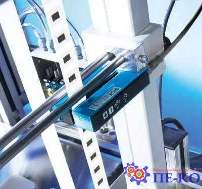 Щелевые датчики SICK | Установка на машине